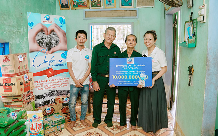 Hình ảnh giới thiệu Kingbet86, nền tảng cá cược trực tuyến hàng đầu Việt Nam, với các trò chơi cá cược di động hấp dẫn và khuyến mãi đăng ký 188k.